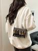 Minority Chain Messenger Bag Women's 2025 Spring New Ethnic Style Tassel Shoulder Women's Bag Travel Mobile Phone Bag