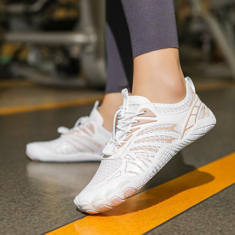 2025 new couple fitness hiking shoes outdoor creek walking shoes beach swimming shoes men's and women's fishing sand quick-drying wading shoes