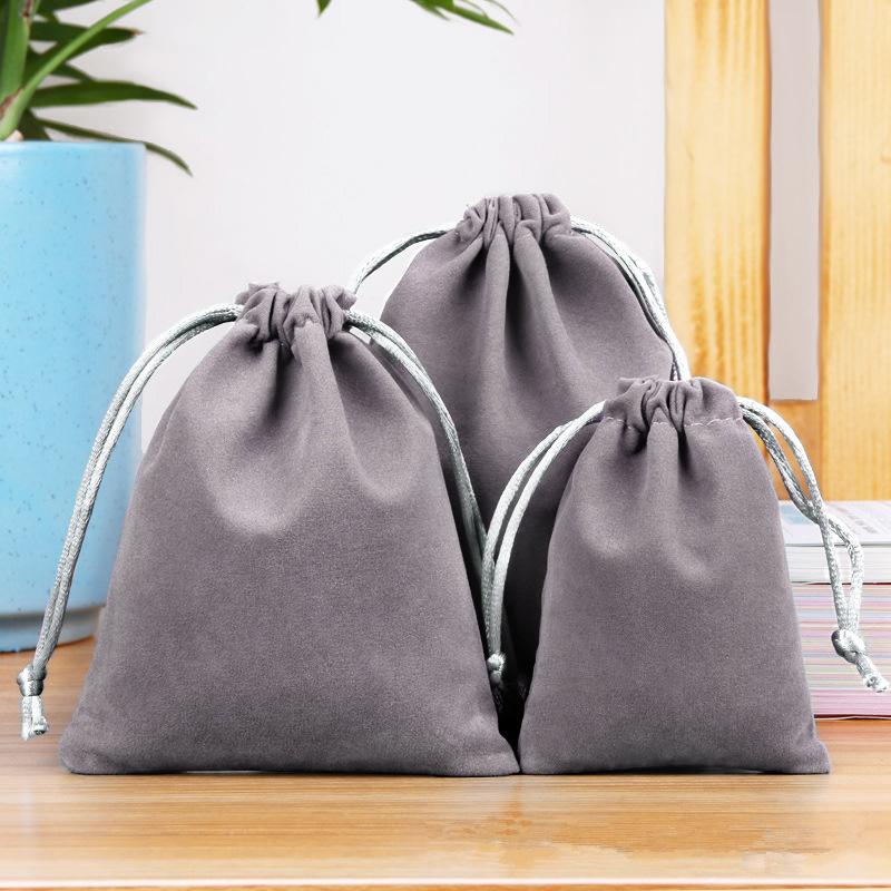 100 Pcs/Lot Velvet Drawstring Wedding Bags Gift Fabric Package Various Colors Samll Size Jewelry Pouches For Christmas Party