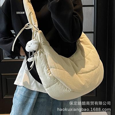 Nylon Cloth Down Cotton Clothes Bag Women's Autumn and Winter Casual Pleated Shoulder Bag Large Capacity Commuter Messenger Tote Bag
