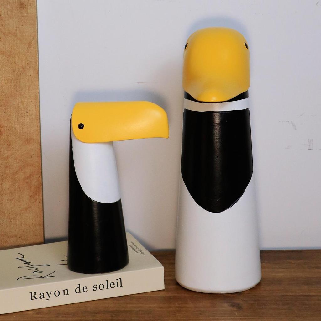 Charming Cartoon Style Yellow-Beaked Duck Resin Ornament for Home Decor