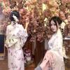 Dámské japonské kimono a yukata šaty pro formální fotografování