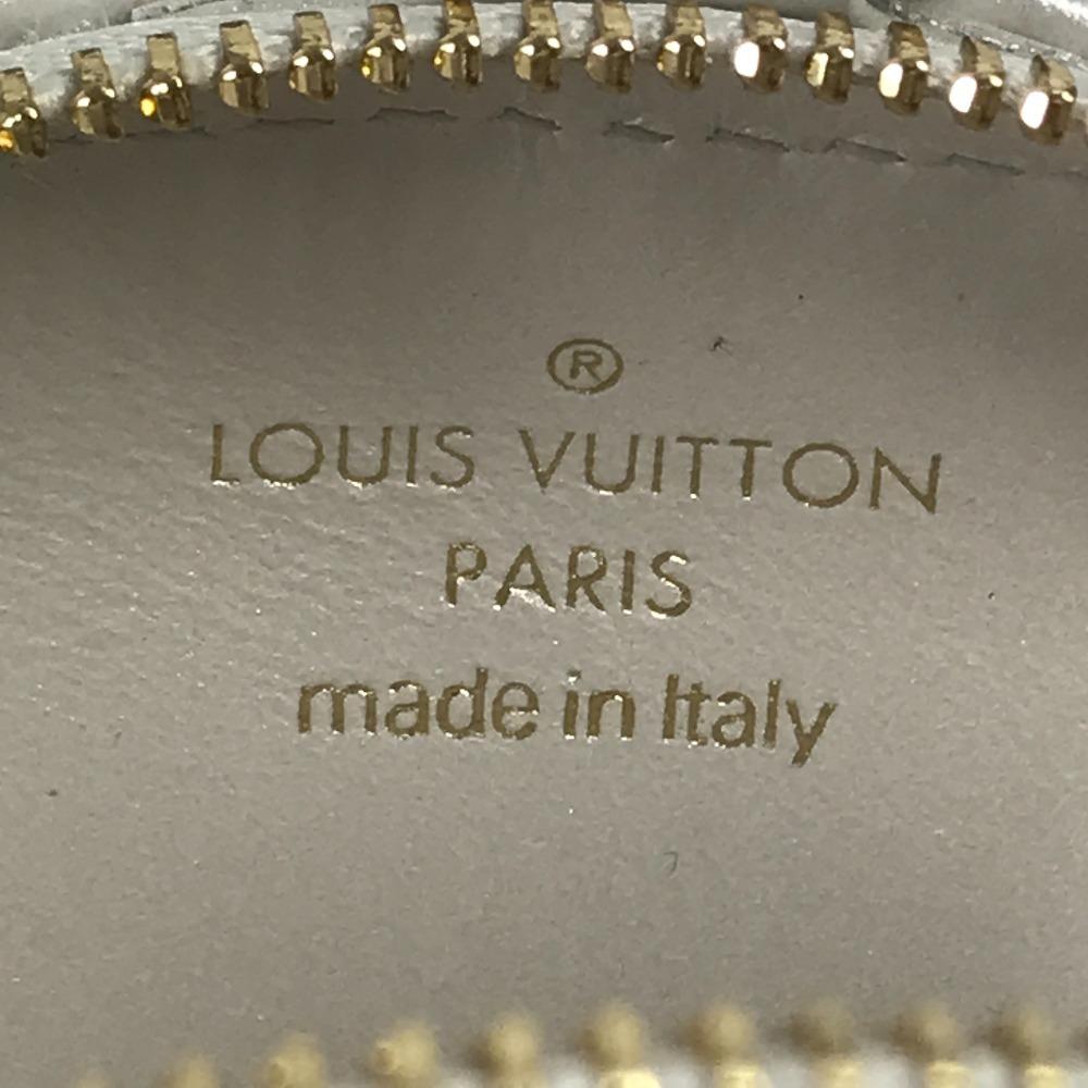 Louis Vuitton M92508 By the Pool Shell Coin Purse Key Holder Charm Coin Purse