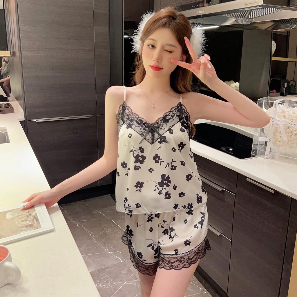 Sexy pajamas women's summer thin ice silk suspenders shorts lace new loungewear