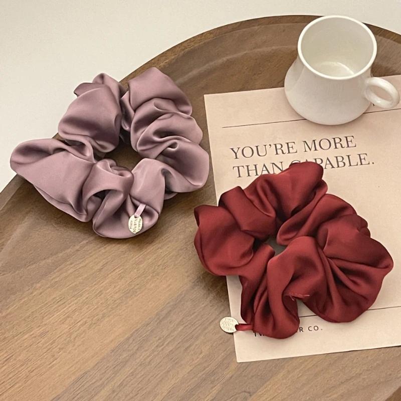 Satin Silk Hårscrunchies Svarta Hårband för Flickor och Kvinnor Scrunchie Enfärgad Håraccessoarer Scrunch Hårklämmor Ny