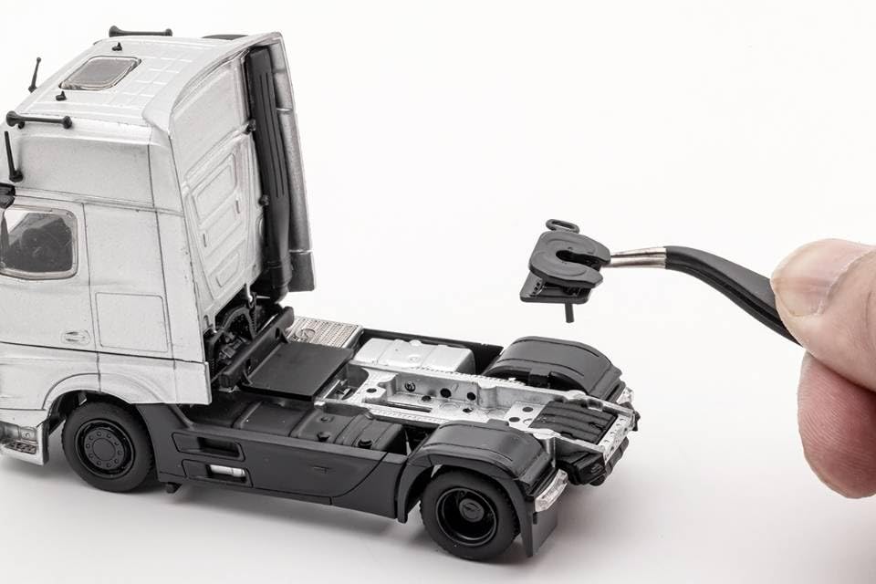 Gaincorp Products Actros 2 Silver Finished Product 1/64 Mercedes-Benz - (LHD) -