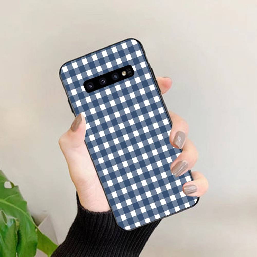 Simple Chic Lattice Pattern Phone Case For Samsung S 9 10 20 21 22 23 30 23 24 plus lite Ultra FE S10lite Funda Samsung S24fe