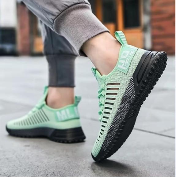Mesh Breathable Sneakers Comfortable Casul Flats Shoes Lace-up Anti Slip Fashion Trend Outdoor Fitness Training Shoes for Men