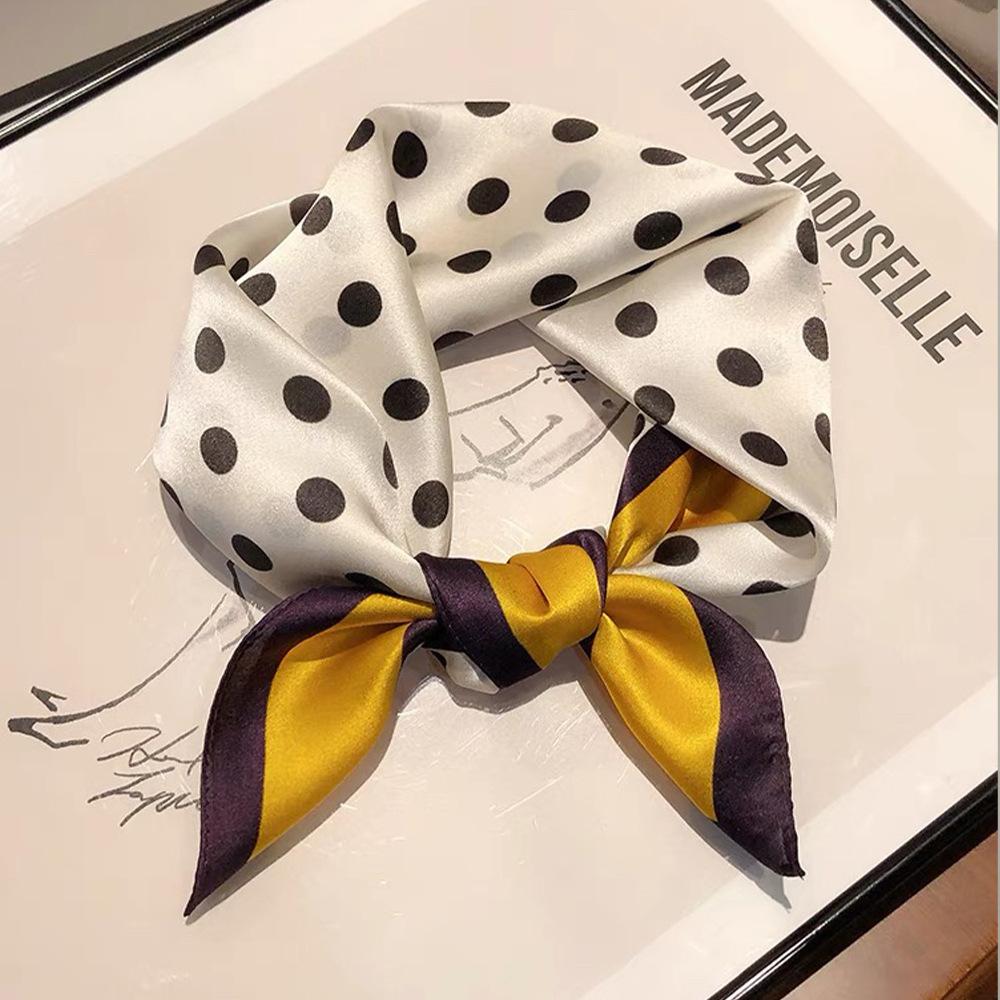 Gift silk scarves High-end silk streamer printed small square scarves Women's versatile trend square silk scarves