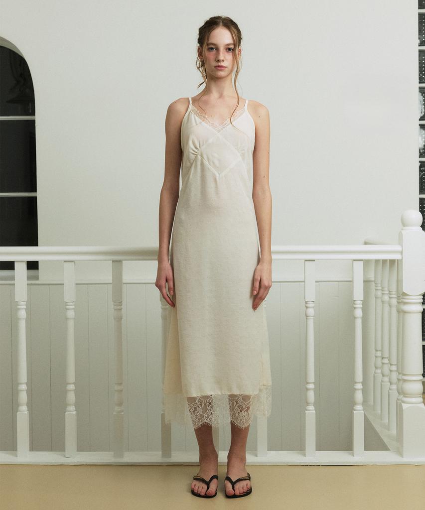 GREENBUTTER Silky Jacquard Lace Dress (Cream)