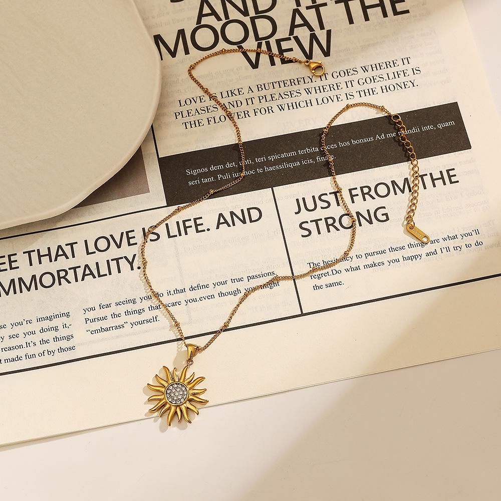 18K Gold-Plated Stainless Steel Women's Necklace with Sun-Shaped Zirconia