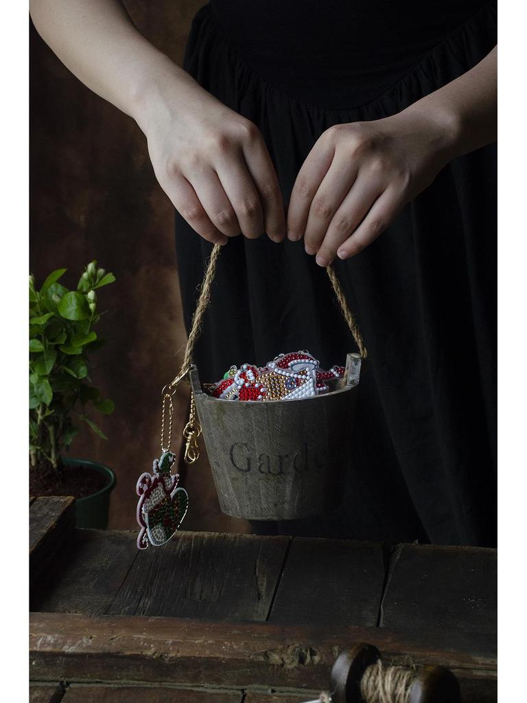 Christmas Gift DIY Diamond Painting Keychain Pendants - Handmade Acrylic Dot Stick-ons