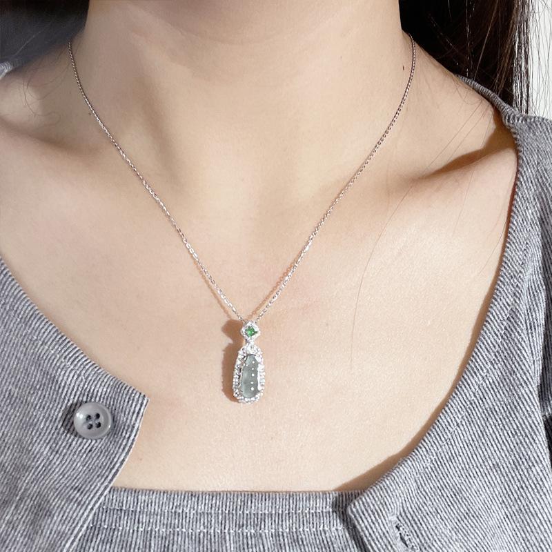 925 Sterling Silver Jade Green Four Seasons Bean Pendant Necklace for Women - Ethnic, Versatile, Fashionable, Diamond-Inlaid Ancient Style