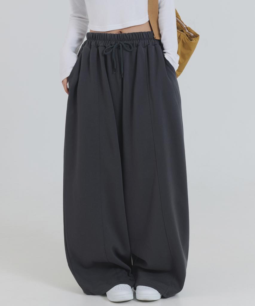 PIANER Cut-Out Stitch Balloon Sweatpants (Charcoal)
