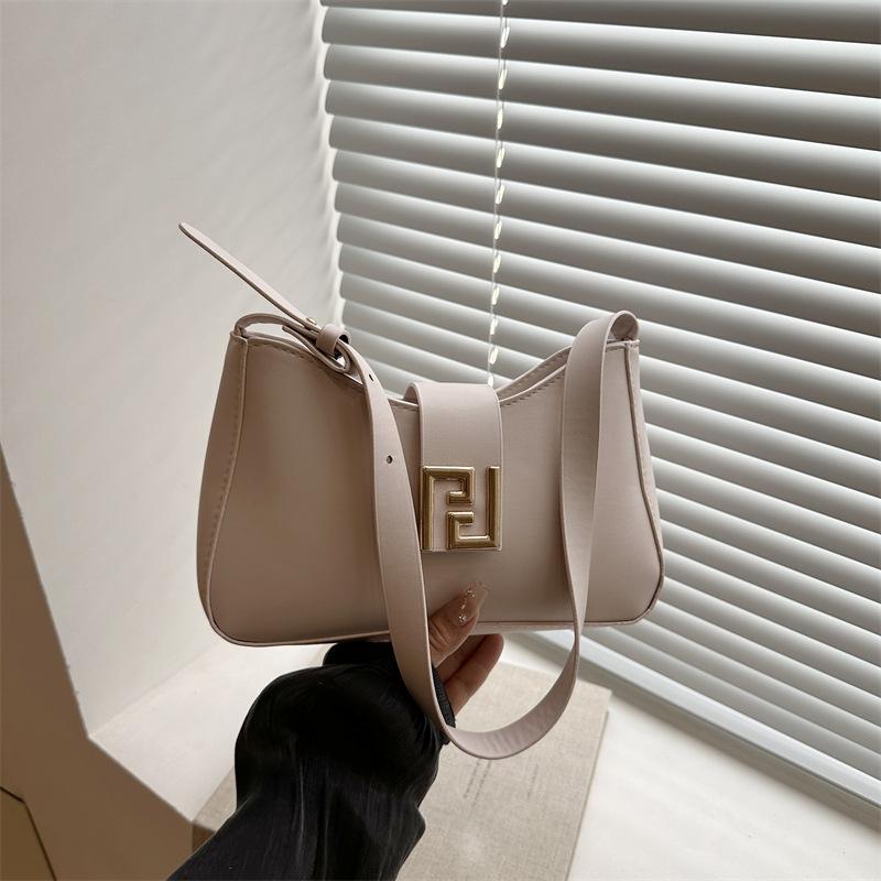 Bag Women's New Fashion Trend Shoulder Bag Niche Design Underarm Bag Personalized Messenger Small Square Bag