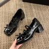 Modische Mary Jane Schuhe mit eckiger Zehenpartie und gekreuzten Riemen für Damen 2025 Sommer Neue Blockabsatzschuhe
