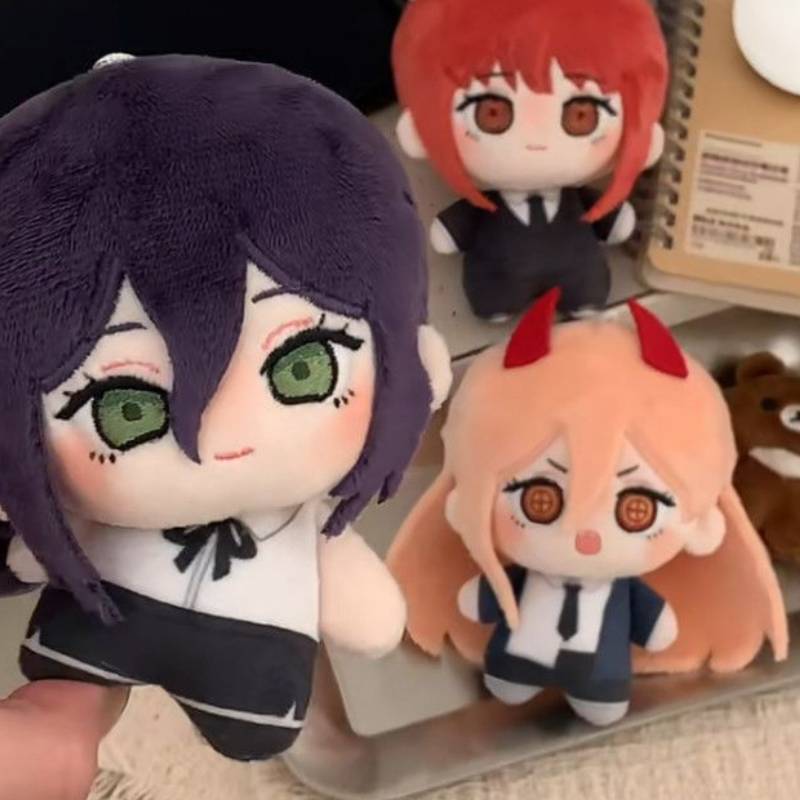 Poupée en peluche Chainsaw Man Makima 10 cm avec un design mignon pour les collectionneurs et les fans