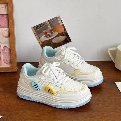 Damenschuhe – Sneaker