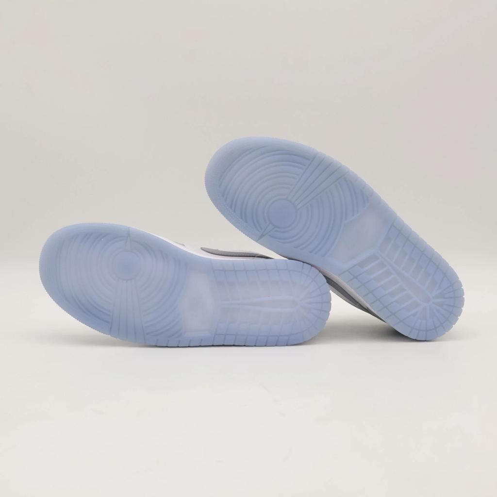 DC0774-105 Nike Air Jordan 1 Low Wolf Grey Aluminium (Women's)