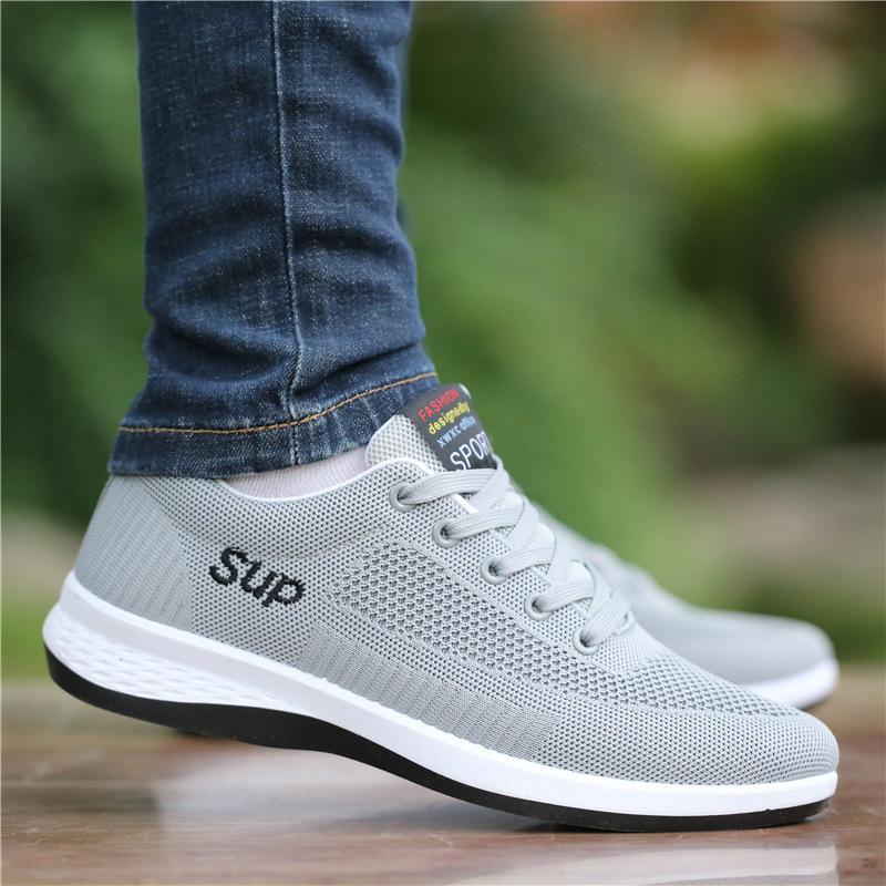 

Fashion 2025 Summer Men Casual Sneakers Mesh Breathable Men Running Shoes Lightweight Sport Shoes Man Sneakers Outdoor Walking Shoes 39 серый