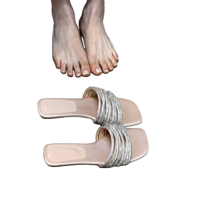 Fashion One-word Slippers Summer Wear Lazy Rhinestones with Low Heels Open-toed Sandals Have a Versatile Temperament