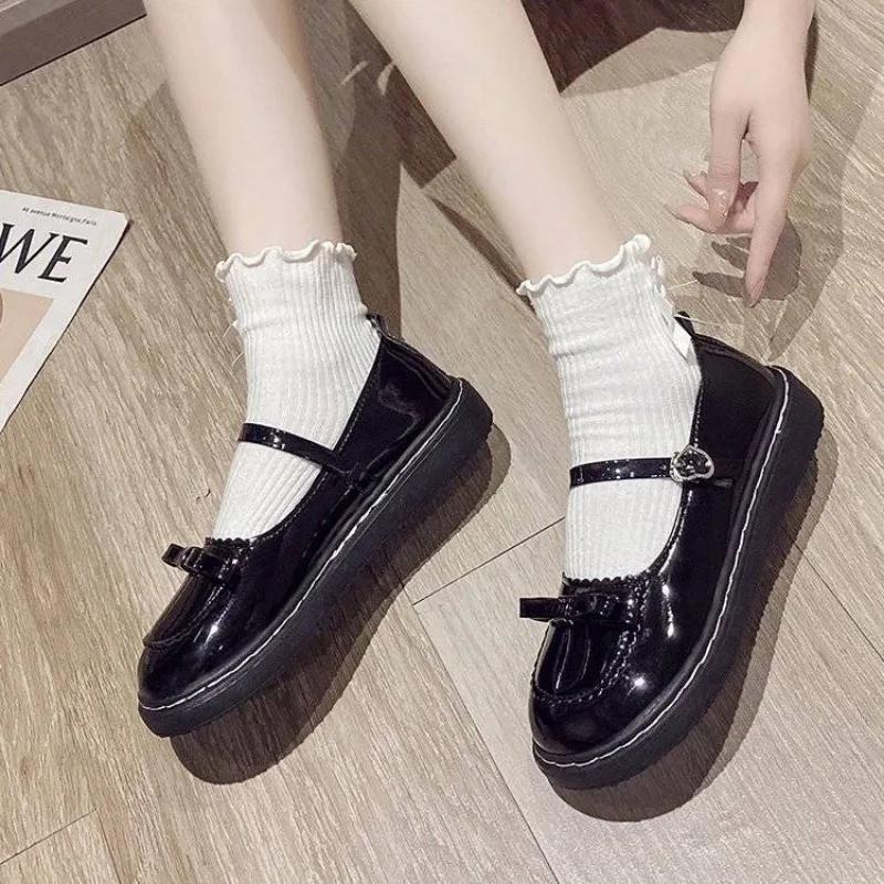 Fashion Shoes for Women Low Heel Elegant Leather Casual Small Uniforms With Bow Woman Flats Social Cheap Liquidation Discount 2025 Trend
