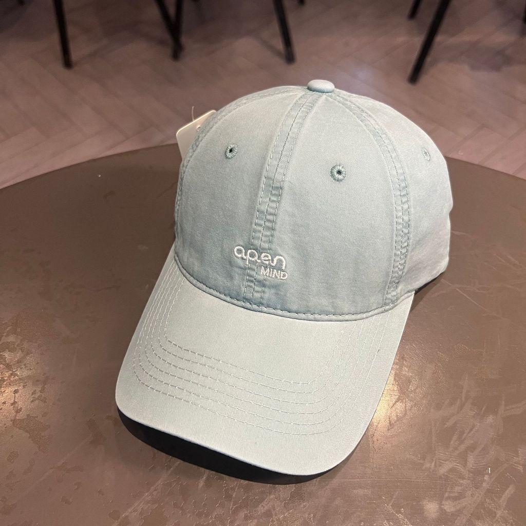 Casual Unisex Cotton Baseball Cap With Adjustable Fit And Embroidered Letter Pattern For Summer And All Seasons