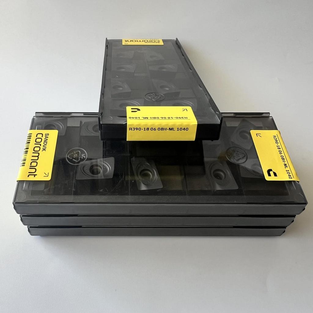 SANDVIK / R390-180608H-ML 1040 / Original Swedish hard alloy blade 10 Pcs