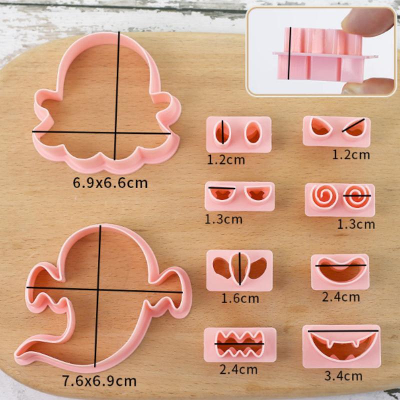 8Pcs/Set 3D Cartoon Cat Cookie Cutters - Plastic Pressable Biscuit Stamp Molds | Kitchen Baking Pastry Tools for Home & Party