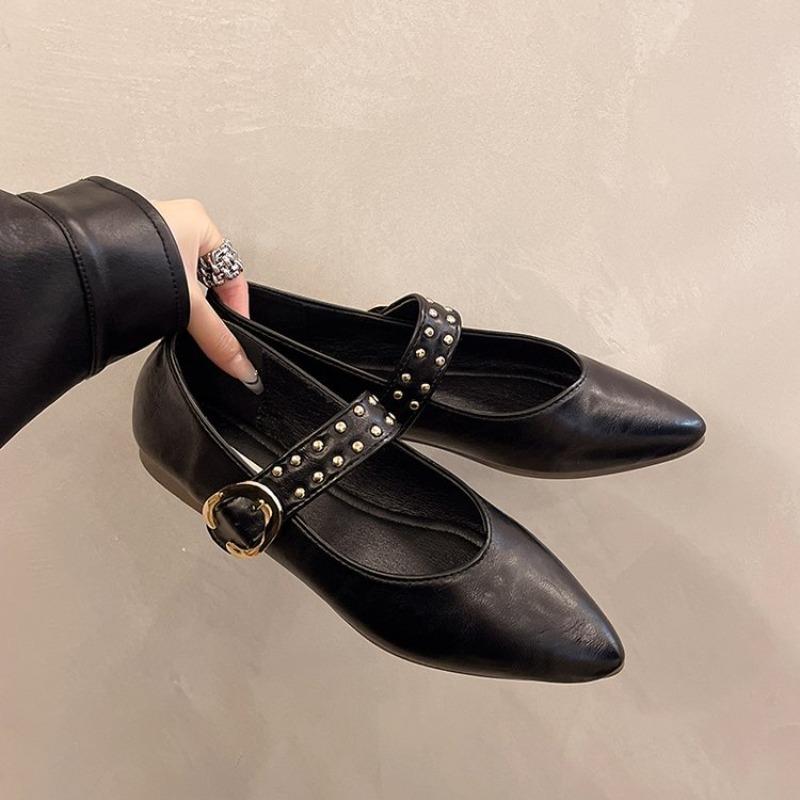 Autumn New Flat Shoes Women's Fashion Pointed Head Shallow Mouth Rivets Soft Sole Anti-slip Wear-resistant Low-top Shoes