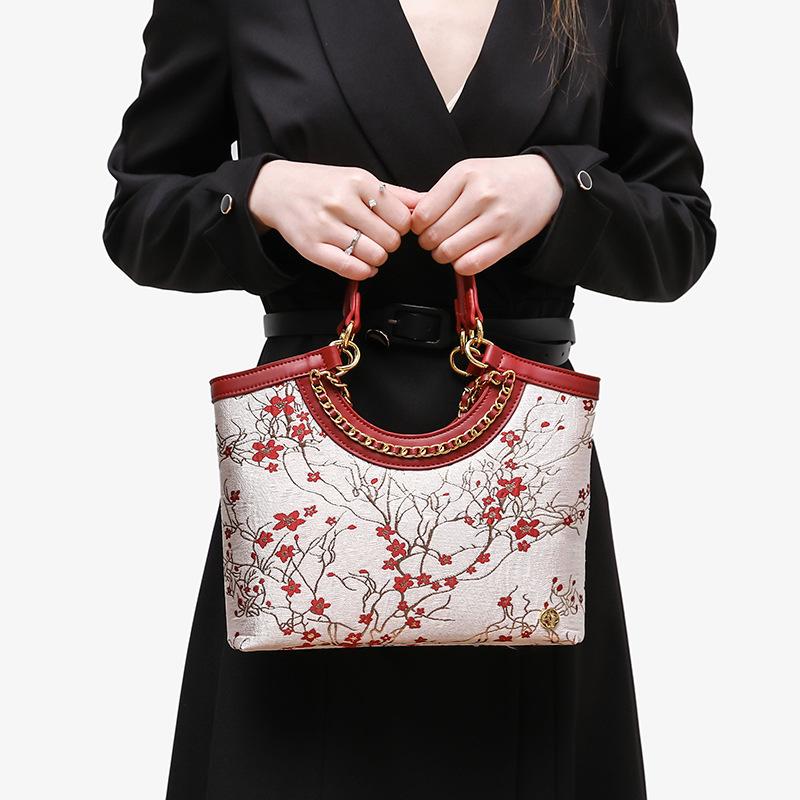 2024 New Chinese Style Plum Blossom Embroidery Handbag with Chain Strap, Large Capacity, High-End Shoulder Tote Bag