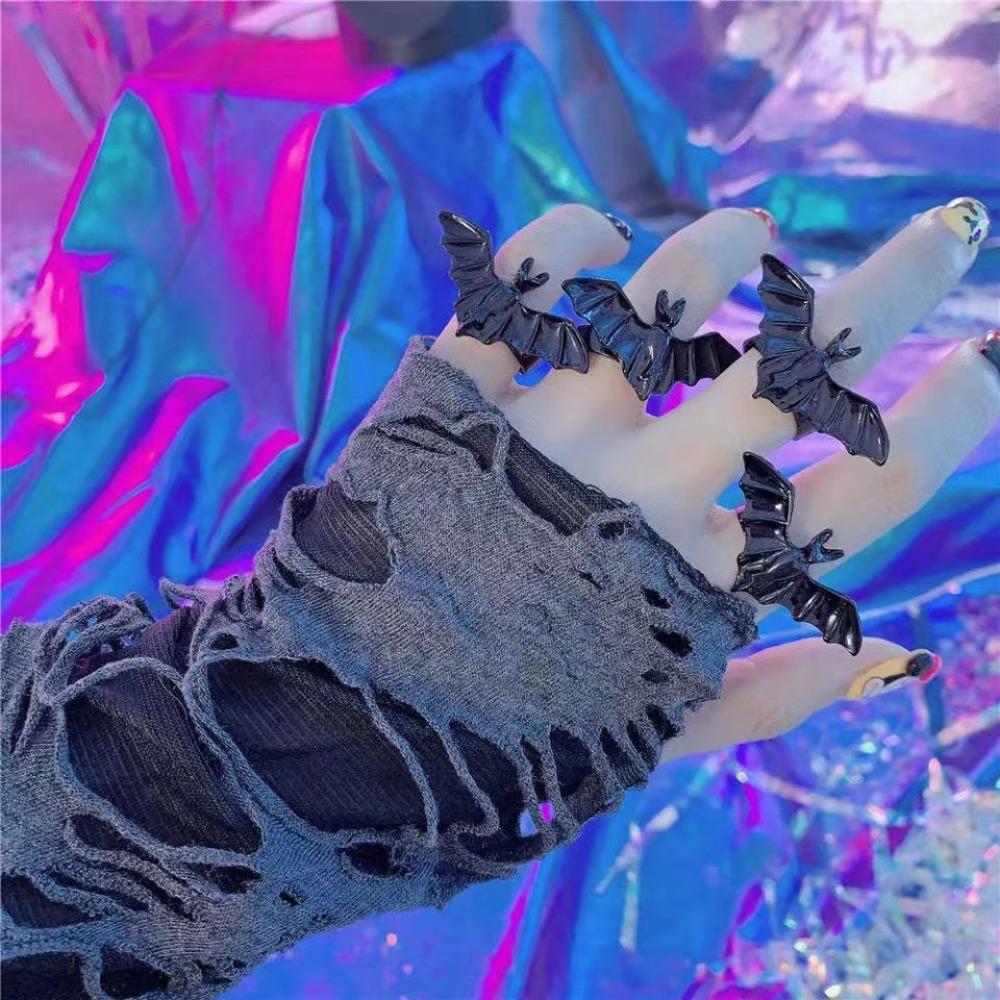 Dark Fashion Spider Web Heart Ring Shiny Rhinestone Halloween Opening Ring Gothic Bat Ring  Gift