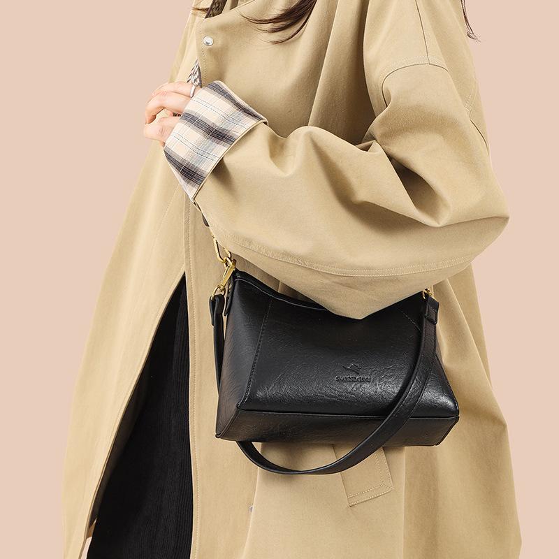 French-style Elegant Style Crossbody Bag with Shoulder Strap, Suitable for Women's Daily Commuting, Versatile Mother Bag