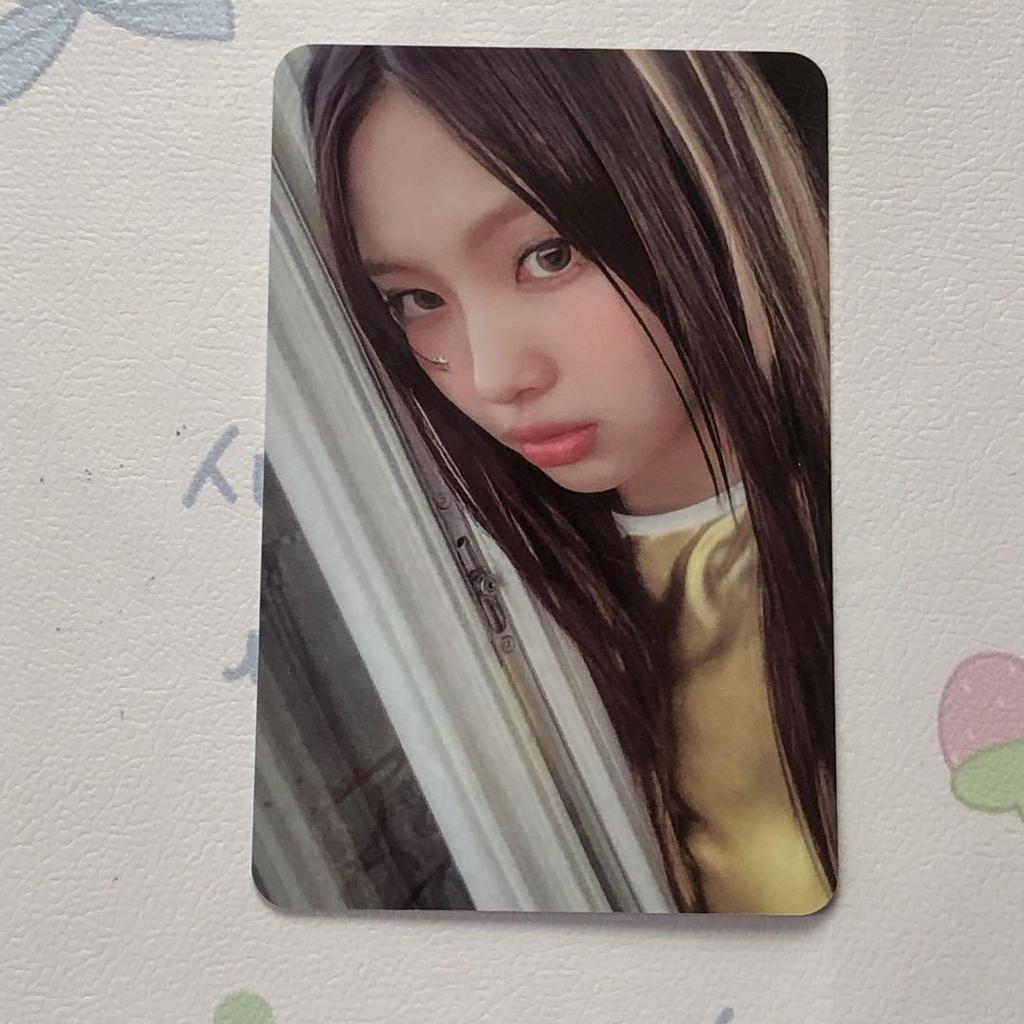 [USED] NewJeans HYEIN Super Shy Limited Edition Sanok Trading Card