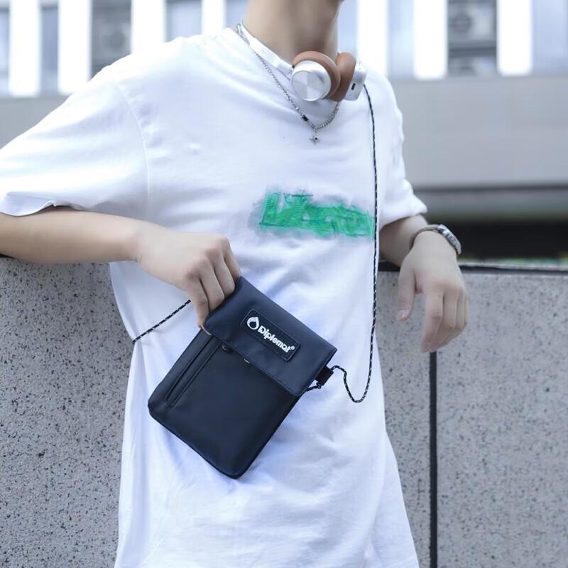Diplomat Portable Multi-functional Crossbody Phone Bag