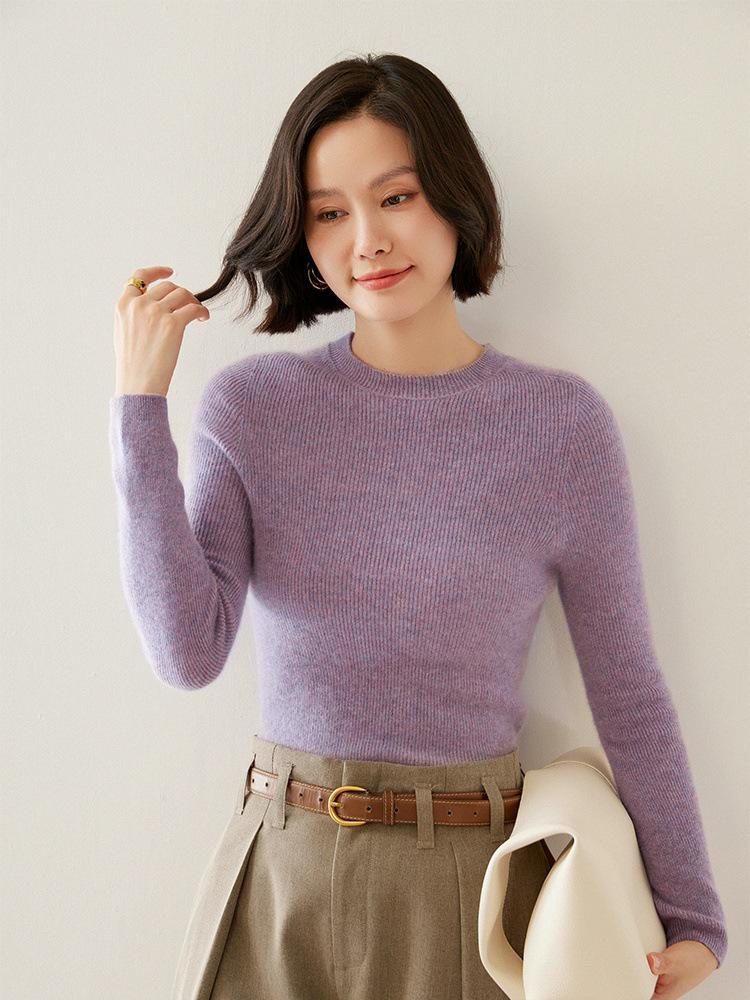 Women's Soft Wool Knit Pullover - Slim Fit Base Layer for Autumn/Winter.