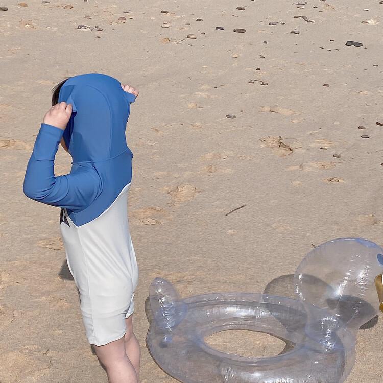 Boys' 2025 Quick-Dry Long-Sleeve One-Piece Swimwear with Sun Protection