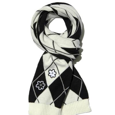 PIECEMAKER ARGYLE MONO DAISY KNIT MUFFLER (black)