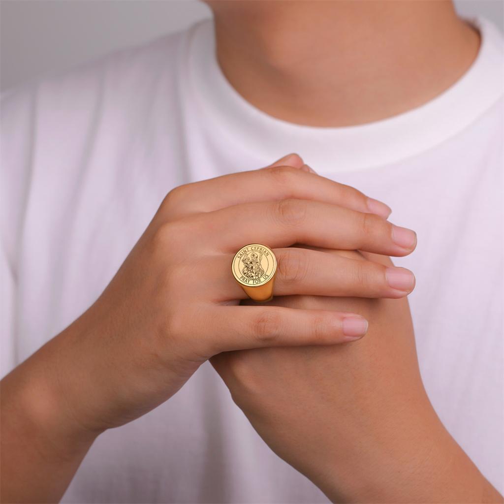 Pierścień Świętego Cypriana dla Kobiet Mężczyzn Stal Nierdzewna Klasyczny St. Pierścionki z Krzyżem Benedykta Modlitwa Amulet Talizman Biżuteria Prezenty