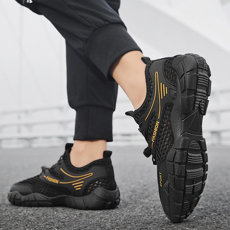 Sandales plates décontractées en maille pour hommes d'été Respirantes à séchage rapide Chaussures sandales de wading pour hommes Outdoor Randonnée Course Baskets Sandalias