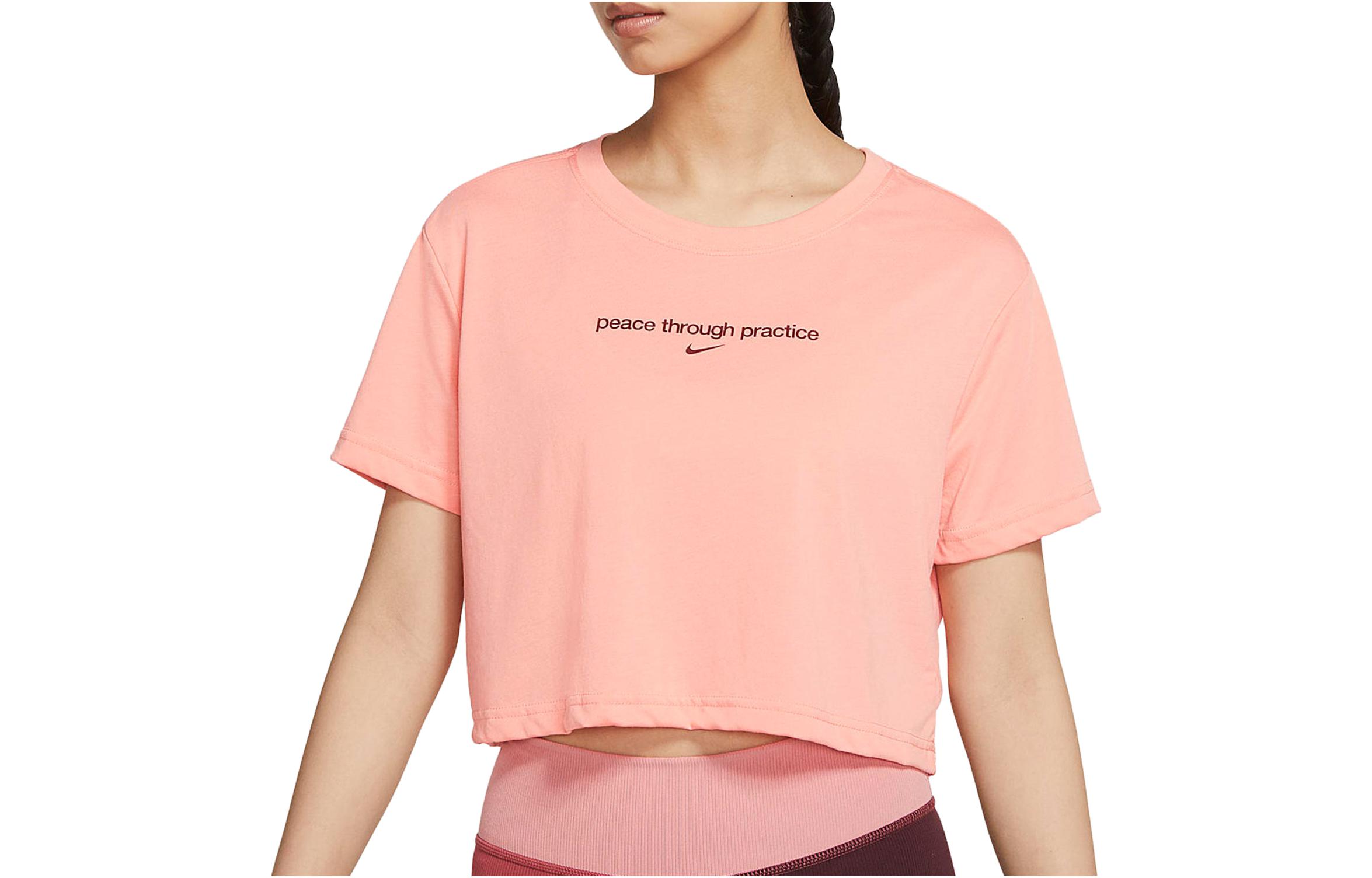 

Nike T Shirts Women s Pink Crew Neck Moderate Straight Fit DJ6236-693 M
