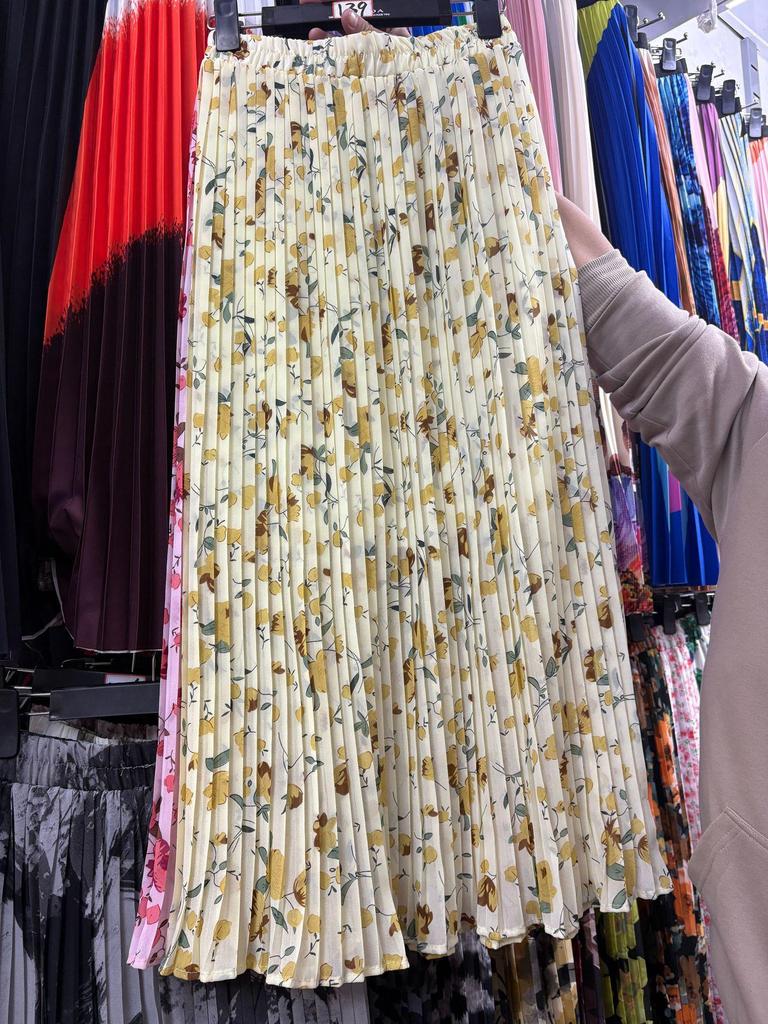 European & American Pleated Print Midi Skirt, Soft Chiffon Fabric, High Waist, Versatile Style