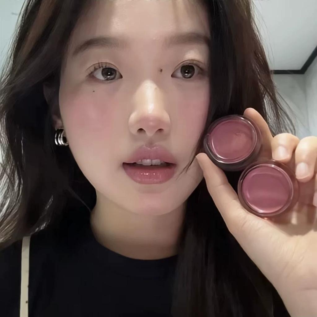 It Can Handle Both Matte and Glossy Finishes! Dual-Texture Multi-Use Blush Cream In Juicy Peach Tea Brown with Low Saturation for Autumn and Winter