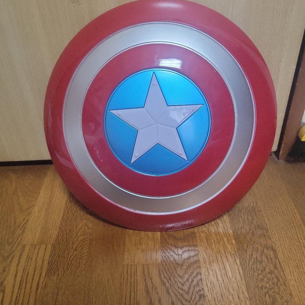 [USED] Avengers Captain America LED Shield Captain America