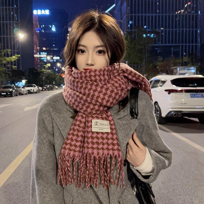 New Qianniao imitation cashmere plaid scarf winter Korean version versatile ins knitted shawl warm scarf premium