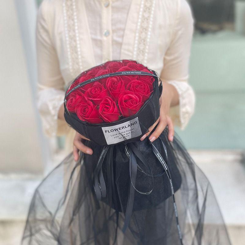 

Букет из вечных мыльных роз: Подарок на День святого Валентина и День рождения для партнера или лучшего друга - 99 романтических роз