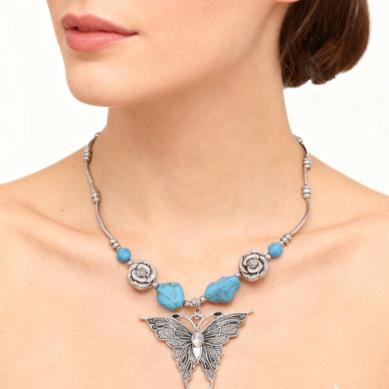Bohemian Turquoise Butterfly Pendant Necklace For Women Lightweight Adjustable Neckchain Fashion Jewelry Gift