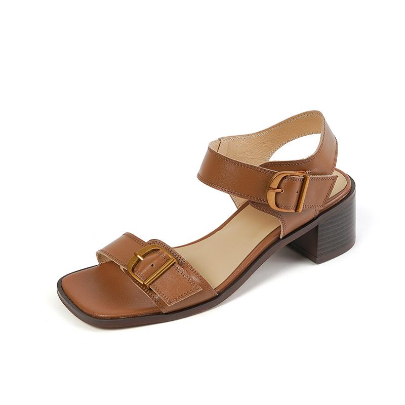 

2024 Новые летние женские туфли с квадратным носком и толстым каблуком, женские сандалии из коровьей кожи на высоком каблуке с сплошным ремешком, повседневная обувь для женщин 34 шоколадный