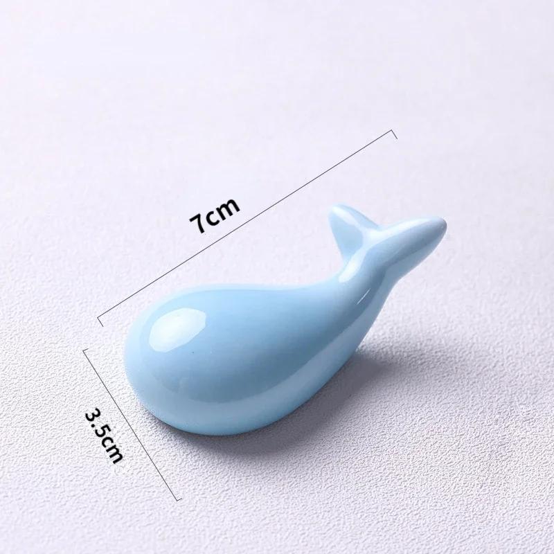 3*3.5*7cm Portacannesucchi in Ceramica Cartone Animato Forma di Balena Tappetino per Bacchette Arte Cucina Artigianato Tavola Supporto per Bacchette