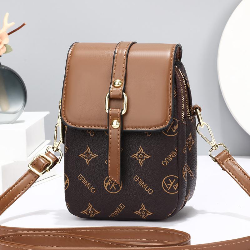 

Women Minimalist Small Square Bag Fashionable Multifunctional Single Shoulder Bag Crossbody Bag Classic Mini Phone Bag